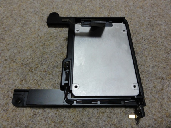 mac-mini-2011-mid-ssd-expansion_31.JPG Mac mini 2011 mid ssd expansion 31