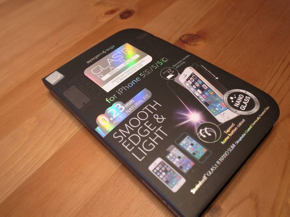 薄さ0.23mmで着けてる感じがしない！iPhone 5s用画面保護ガラスSPIGEN GLAS.tR nano SLIM