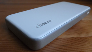 デカいけど軽くて薄い！cheeroの新作バッテリーEnergy Plus