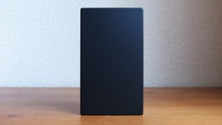 小さくて軽いのに高出力！cheeroのシンプルなモバイルバッテリー「Canvas」レビュー