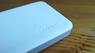 サイズと容量のバランスがいい感じなEasyAccのモバイルバッテリー「PB10000CS」レビュー