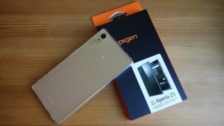 TPUならこれ一択！背面の処理がいい仕事してるSpigenのXperia Z5用ケース「リキッド・クリスタル」レビュー