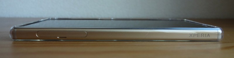 SPIGEN liquid crystal Xperia Z5_10