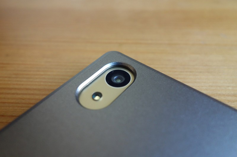 SPIGEN thin fit Xperia Z5_04