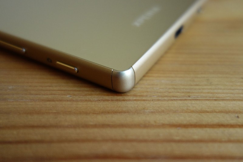 Xperia Z5 Dual E6683_11