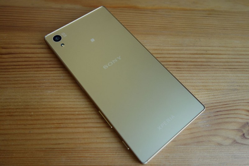 Xperia Z5 Dual E6683_2