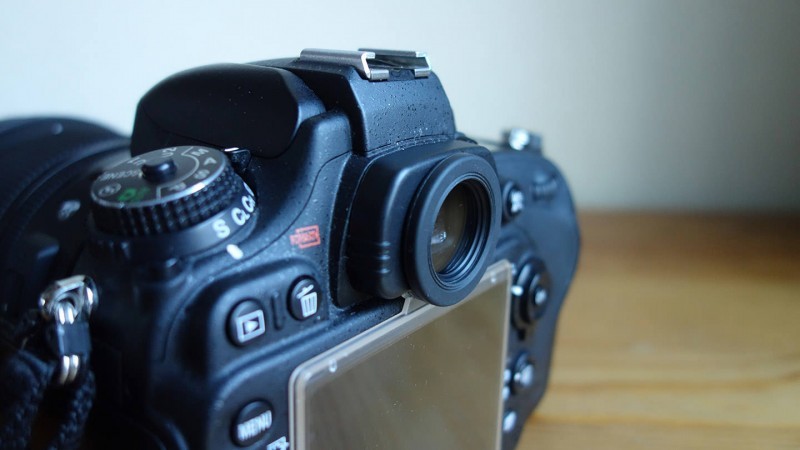Nikon D600のファインダーを丸窓化！「NEPS1」と「DK-17」で簡単にできてオススメ