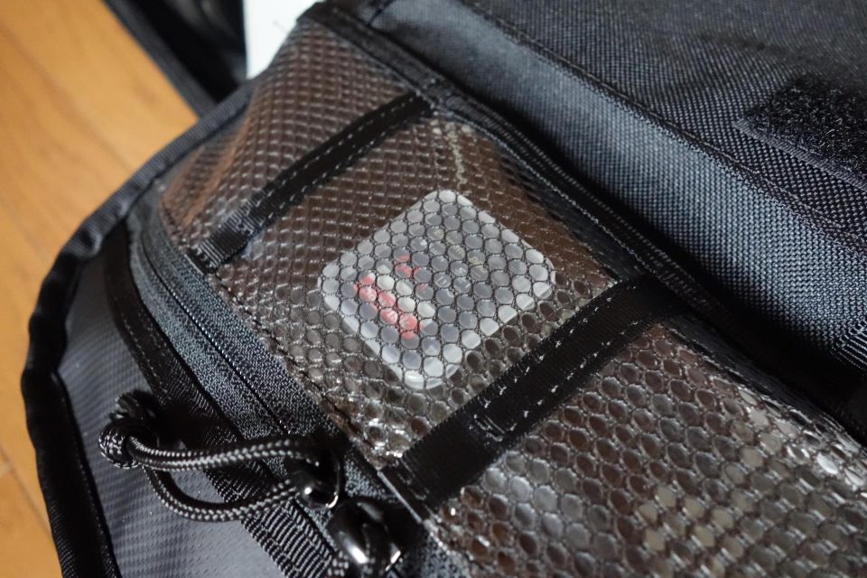 CHROME NIKO PACKの収納力をチェック