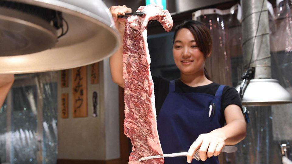 錦糸町「とんつう」で1kg超のスカイツリーハラミを食らう