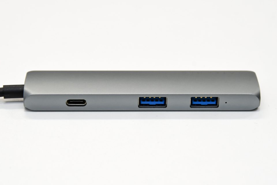 satechi-slim-aluminum-type-c-multi-port-adapter_3
