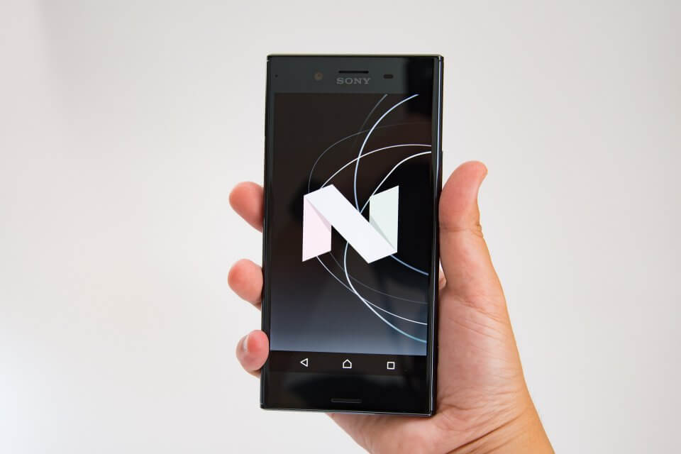Xperia XZ Premium SO-04J フォトレビュー