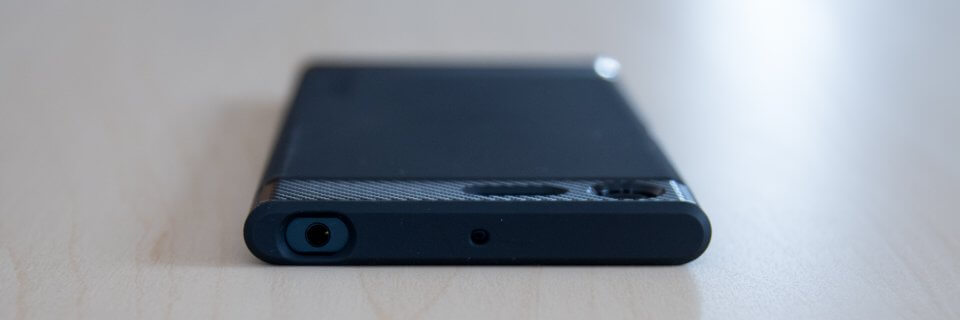 Spigen ラギッド・アーマー Xperia XZ Premium ケース