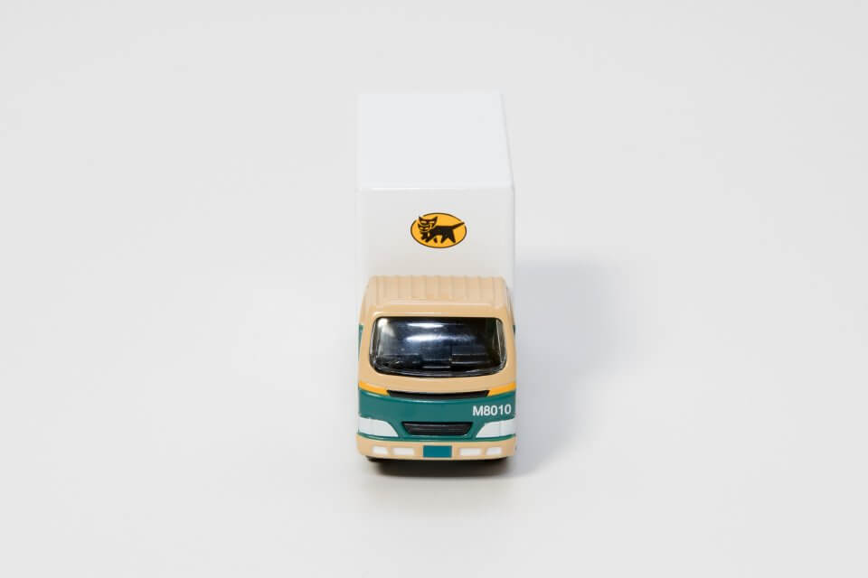 クロネコヤマトミニカー・クール宅急便