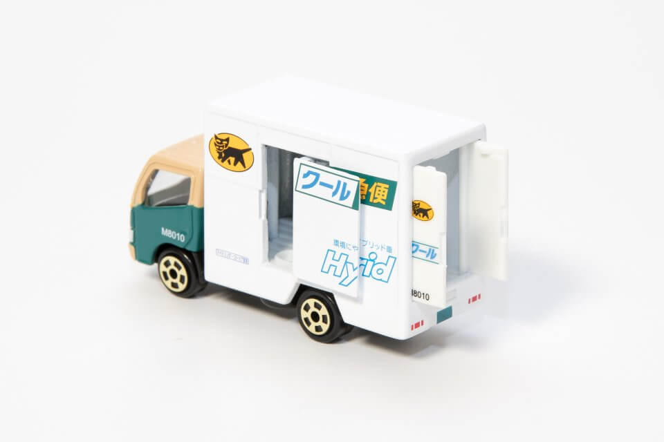 クロネコヤマトミニカー・クール宅急便