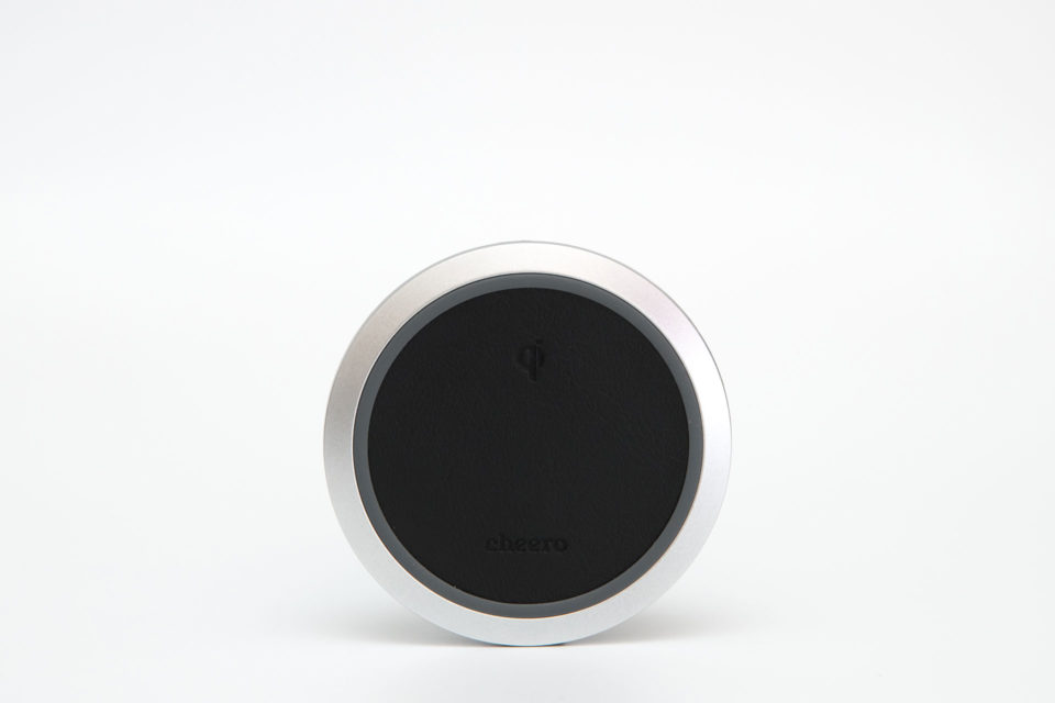 cheero ワイヤレス充電器