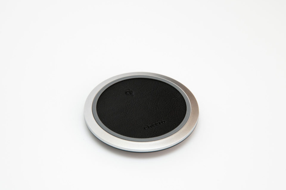 cheero ワイヤレス充電器