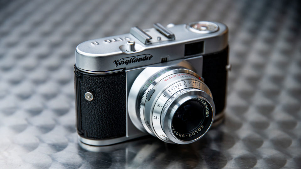 フルマニュアルのフィルムカメラ『Voigtländer vito B』が最高にかっこかわいい