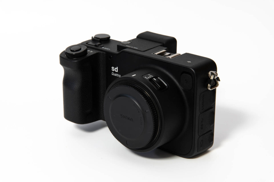 SIGMA sd Quattro