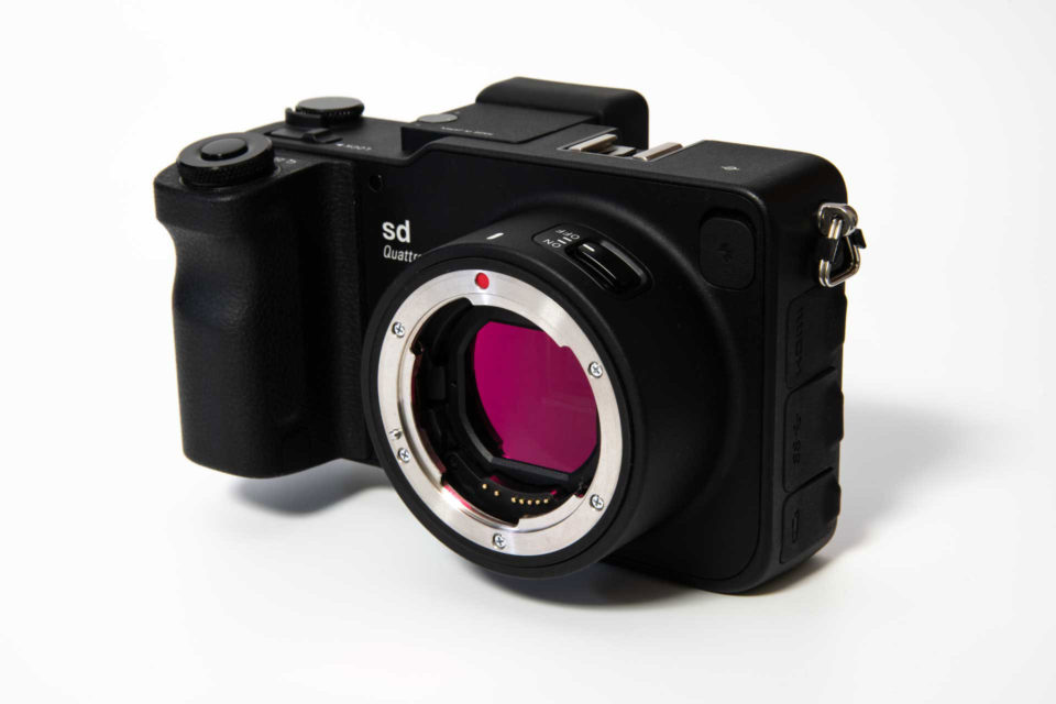 SIGMA sd Quattro Foveonセンサー