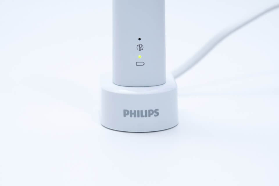 フィリップス ソニッケアー プロテクトクリーン プレミアム 充電器も防水