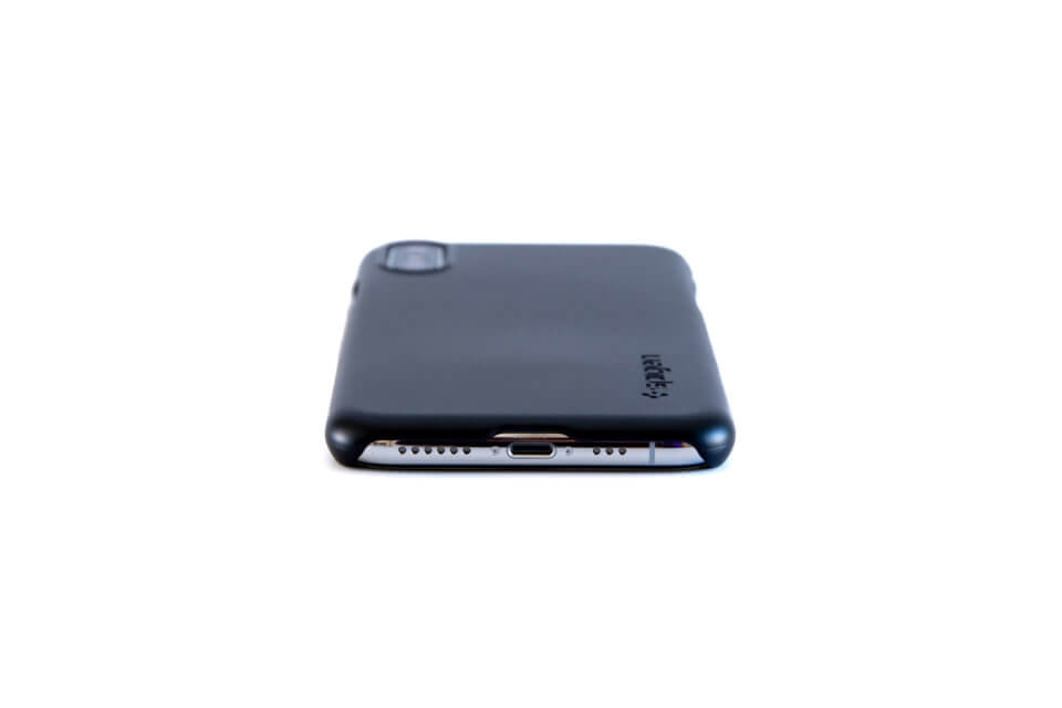 iPhone XS シン・フィット 底部