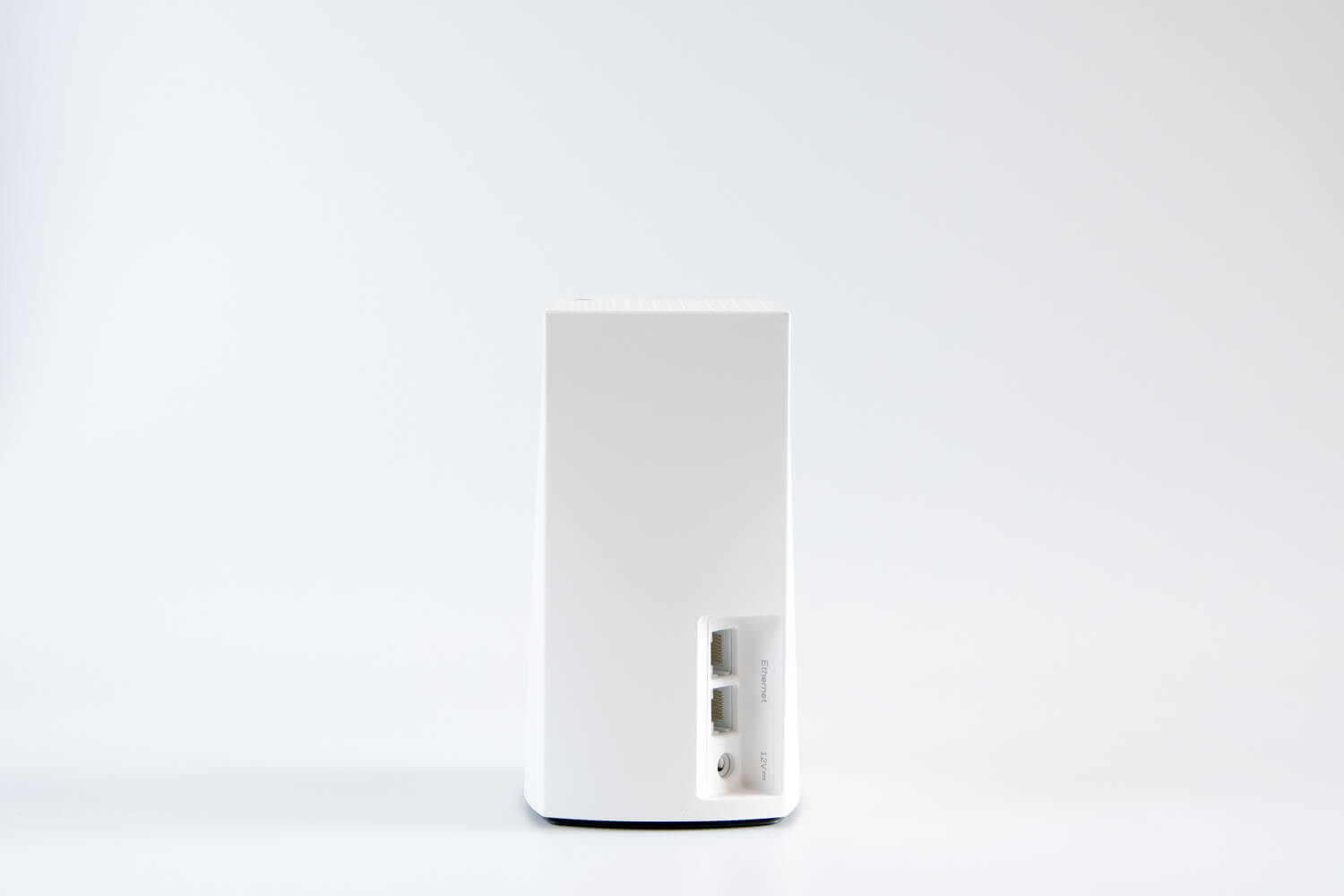 メッシュWi-Fiルーター「Velop」デュアルバンド 背面