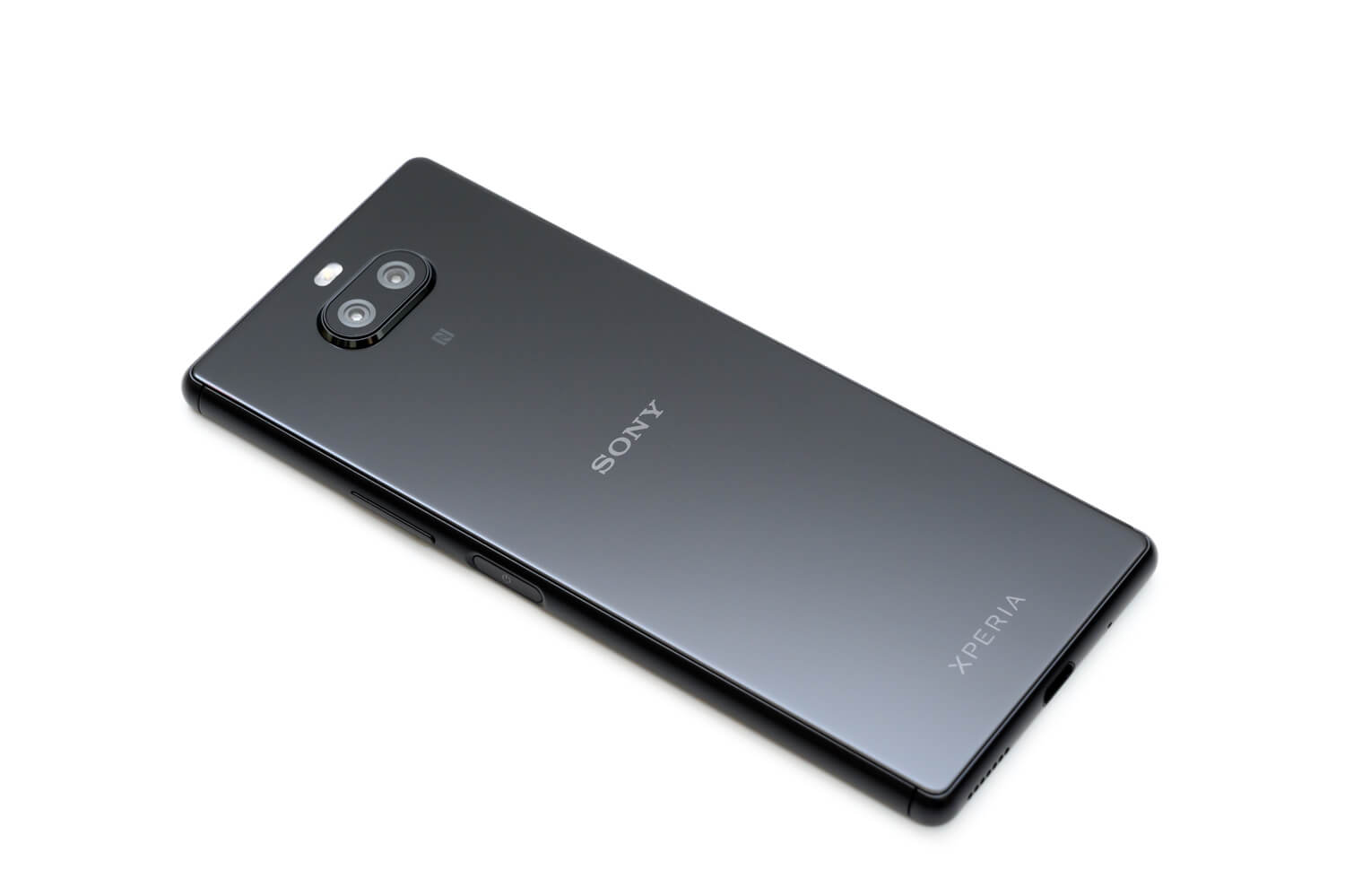 Xperia 8 レビュー！3万円台で買える価格が魅力なミドルレンジのXperia