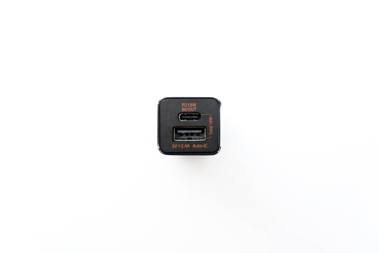 cheero Power Plus 5 Stick 5000mAh の入出力ポート