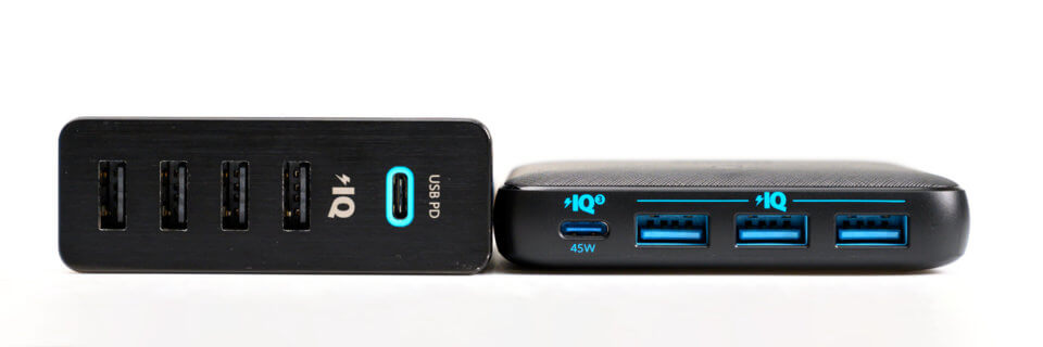 Anker PowerPort Atom III Slim (Four Ports）とAnker PowerPort+ 5 USB-C Power Deliveryの薄さを比較