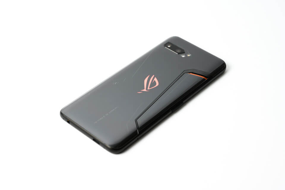 ROG Phone II の外観