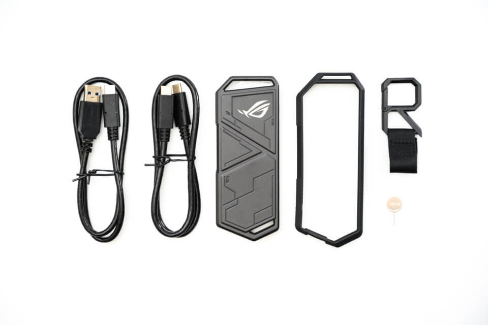 ASUS ROG Strix Arionの同梱物