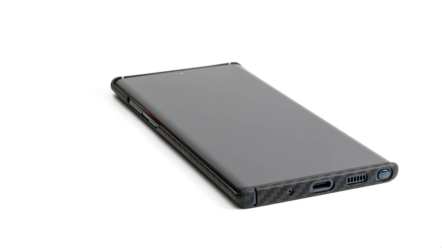 0.6mm、11gと極薄超軽量なLatercaseのGalaxy Note10+用ケースがいい感じ