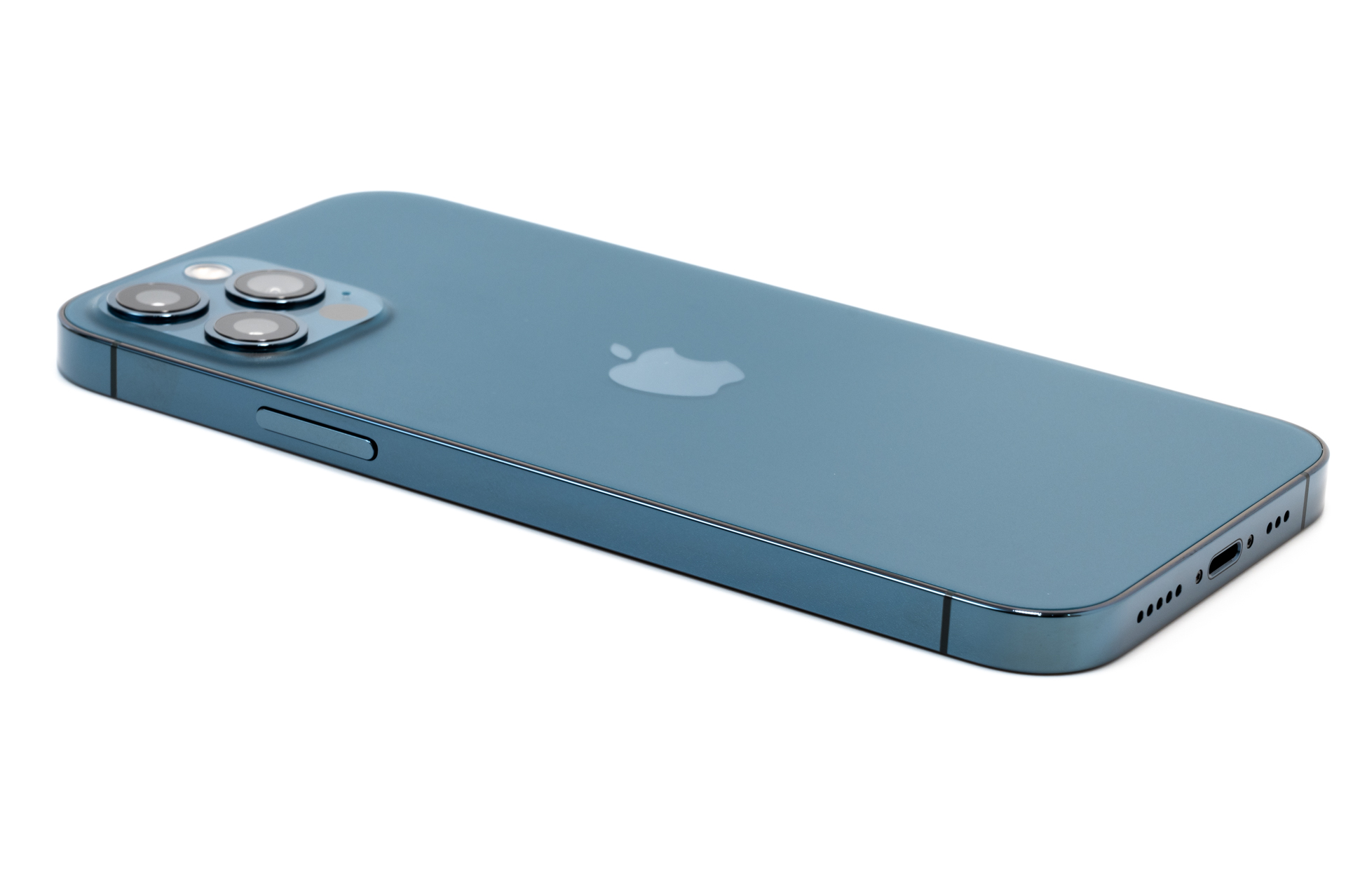 iPhone 12 Pro パシフィックブルー の側面(右側)