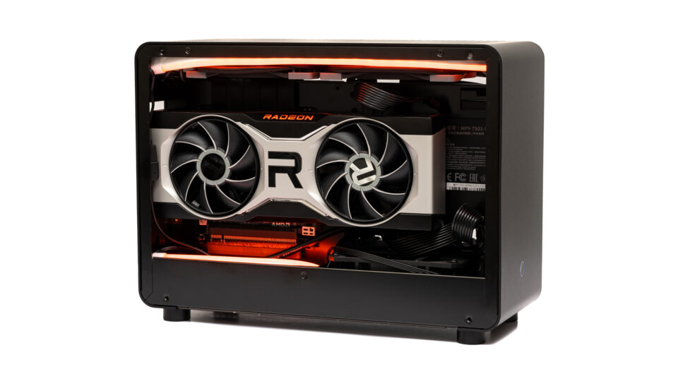 GEEEK CASE G1 SE レビュー。容量11.3Lながら325mmまでのグラボが搭載できるコンパクトなPCケース