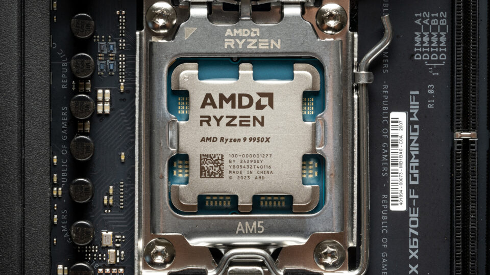 【比較レビュー】Ryzen 9 9950X vs 7950X｜性能・発熱・消費電力からどちらを選ぶべきか