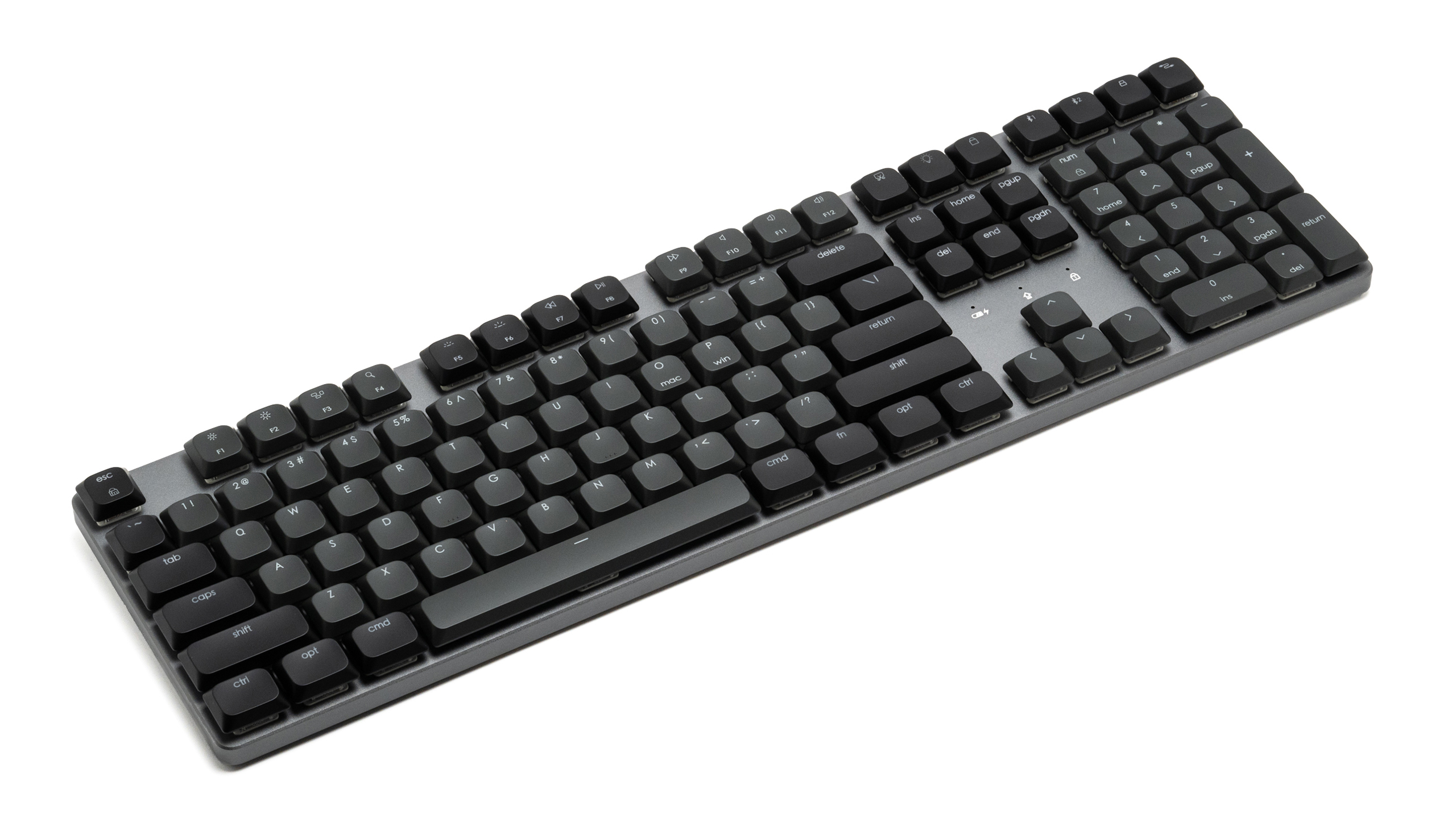 Satechi SM3 レビュー：コスパの高い薄型フルサイズメカニカルキーボード